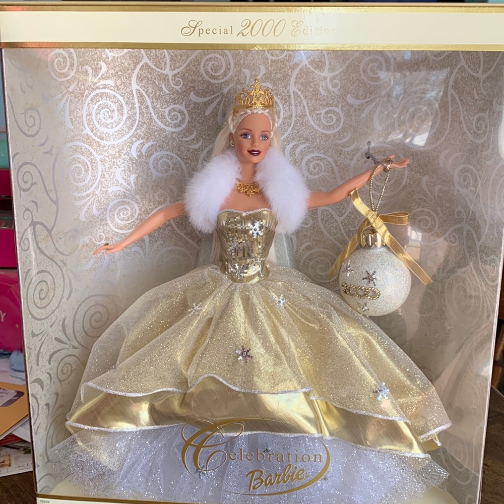Mattel Barbie special 2000 edition celebration Barbie